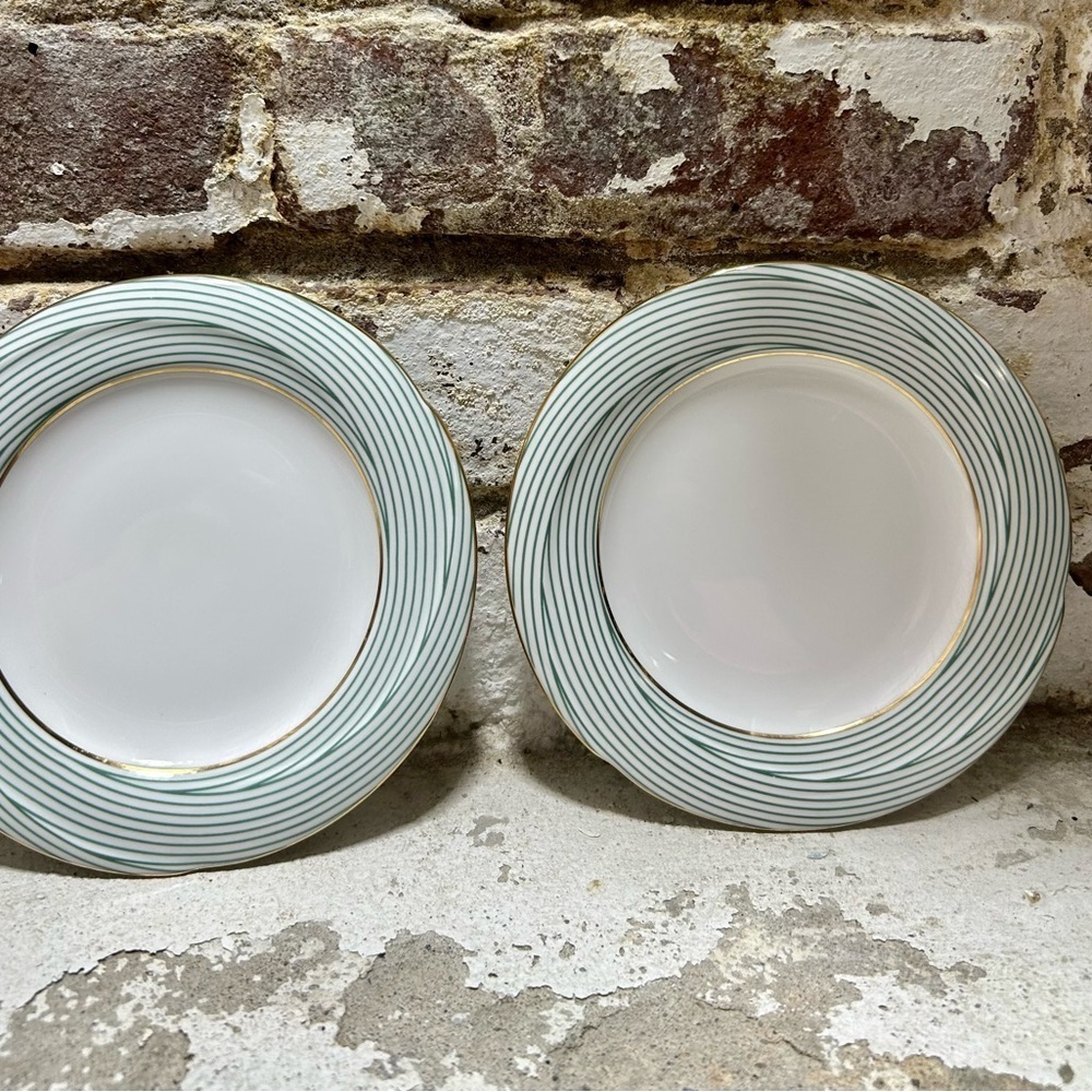 Set of 5 Nina Ricci Plasier De La MAISON green white and gold porcelain plates. - Picture 8 of 9